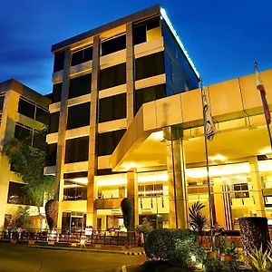The Ritz At Garden Oases Hotel
